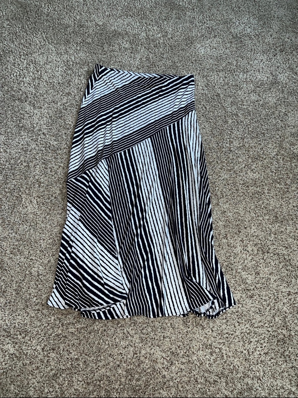 Chico’s Navy Blue & White Striped Asymmetrical Midi Skirt Size 2